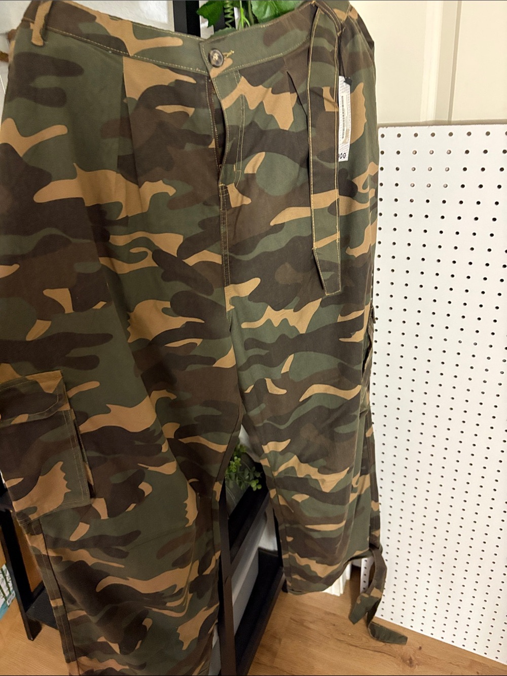 Boohoo Women's Camo Cargo Trousers - Green & Brown